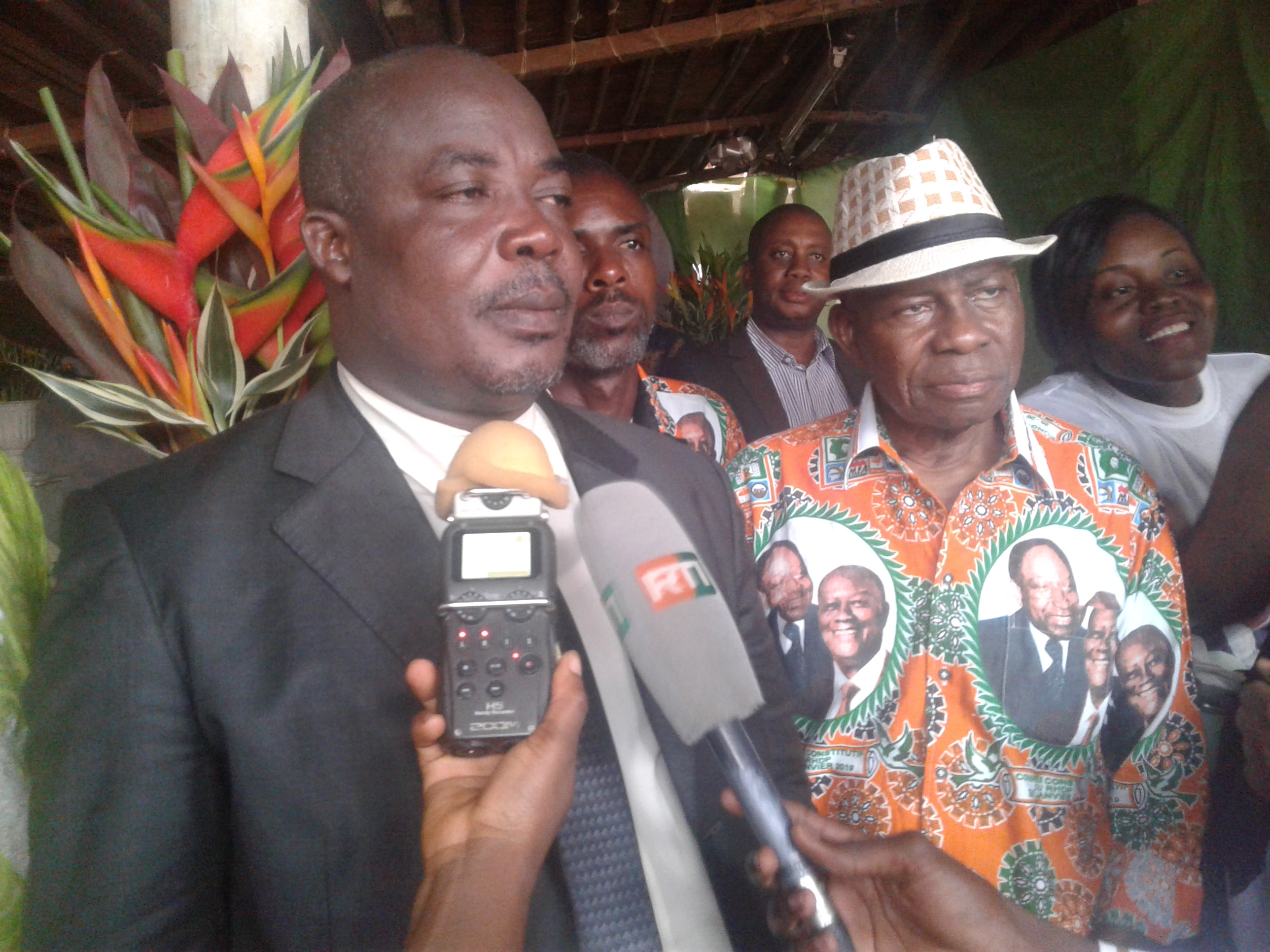 azaguie-un-parti-politique-invite-les-populations-ivoiriennes-a-soutenir-le-president-alassane-ouattara