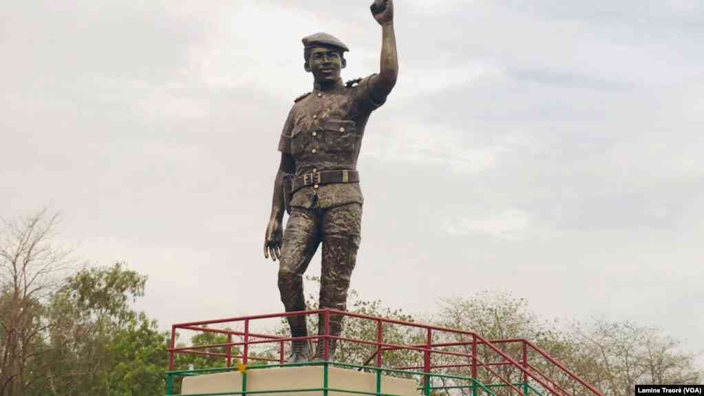 Burkina Faso: La statue corrigée  de Thomas Sankara dévoilée