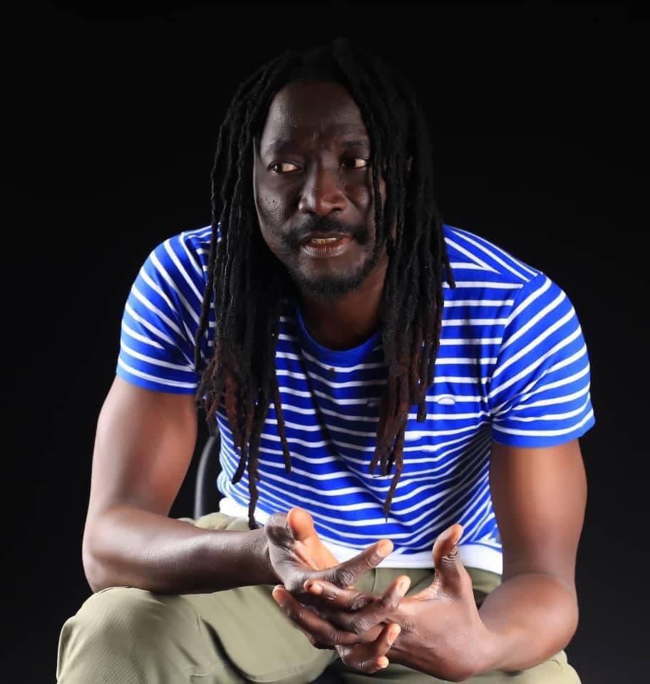 Le  nouvel album d’Ismaël Isaac "Qui va nous sauver", qui appelle à l'union des Ivoiriens.