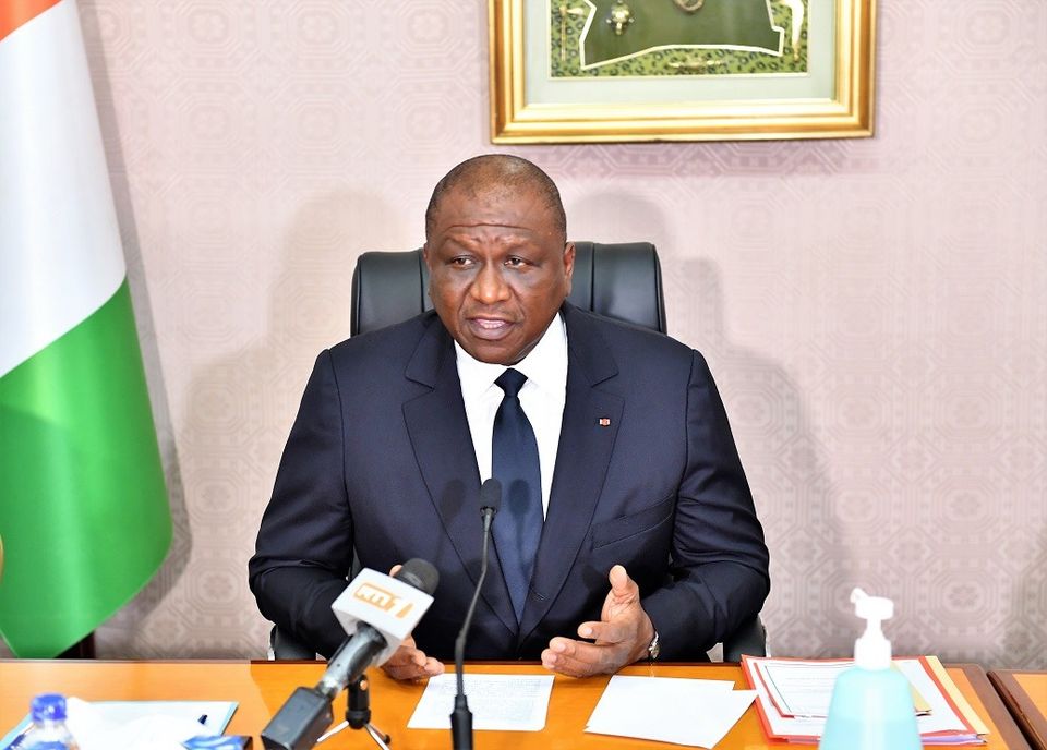 developpement-industriel-le-gouvernement-ivoirien-signe-un-accord-de-developpement-de-trois-zones-economiques-industrielles