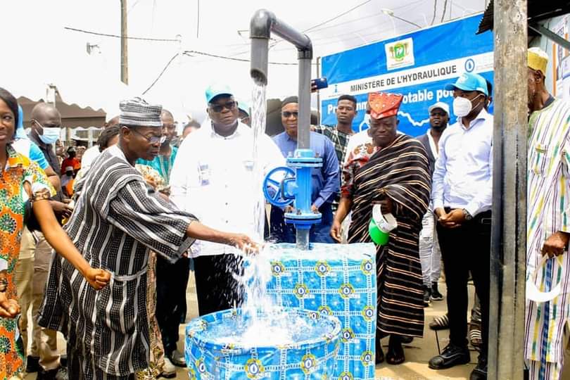 programme-eau-pour-tous-les-populations-de-gbebouto-attecoube-enfin-connectees