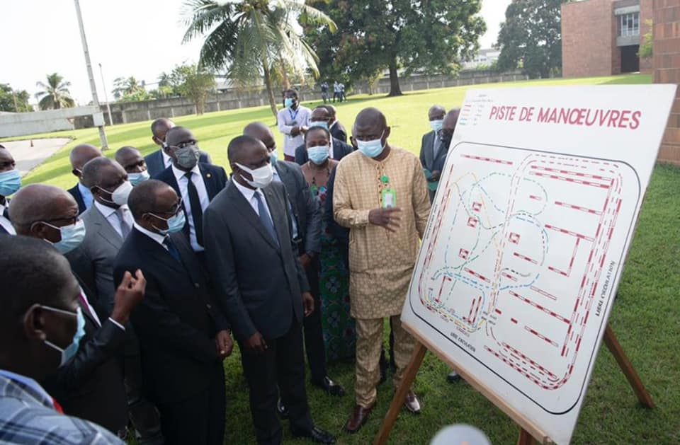 Formation des conducteurs professionnels : Amadou Koné veut mettre la Sotra à contribution