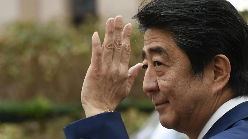 assassinat-de-lancien-premier-ministre-japonais-alassane-ouattara-peine-par-le-deces-tragique-de-shinzo-abe
