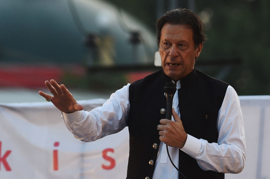 pakistan-lex-premier-ministre-echappe-a-un-assassinat