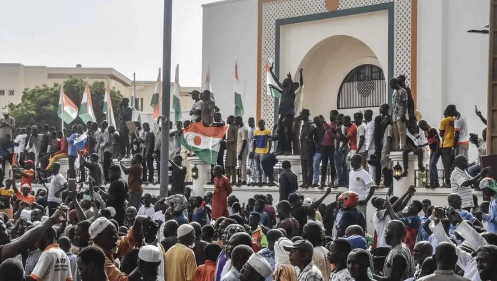 coup-detat-au-niger-le-senegal-pret-pour-une-eventuelle-intervention-militaire