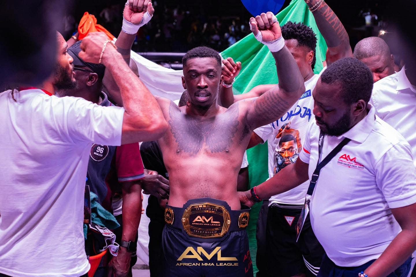 Samo Samo, l'artiste devenu combattant offre une soirée inoubliable à l'African MMA League