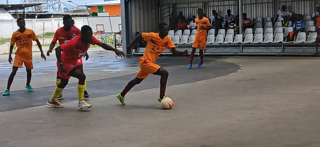 8e journée du championnat national de futsal et beach soccer : Azur et Stage Foot font une démonstration de force