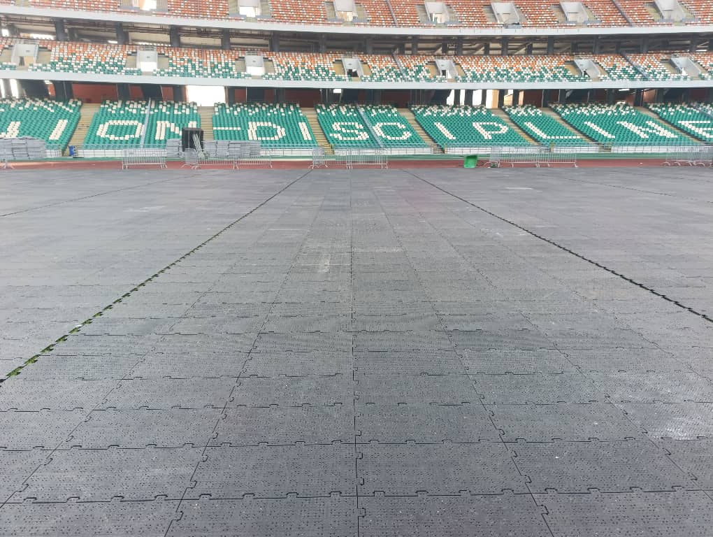 Congrès du RHDP à Ebimpé : les plaques de protection du stade ont parfaitement joué leur rôle