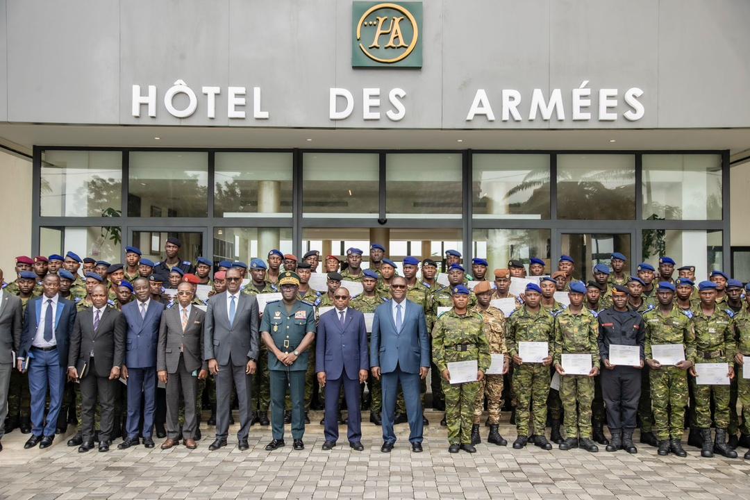 Formation professionnelle : 155 militaires stagiaires certifiés à Abidjan