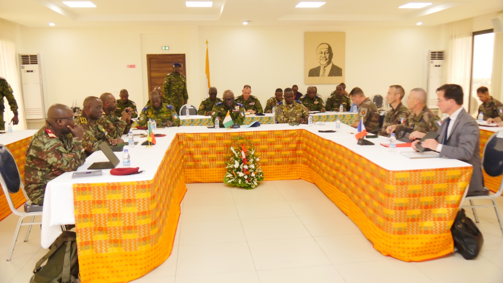 Sécurité régionale : la Côte d’Ivoire et le Bénin ainsi que la France renforcent leur coopération militaire