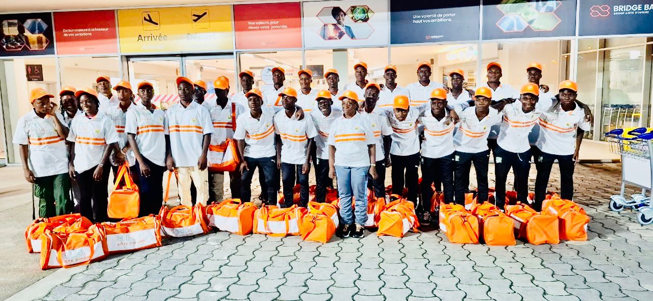 Jeux Africains Scolaires – Algérie 2025 : la première vague de la délégation ivoirienne a quitté Abidjan ce mercredi