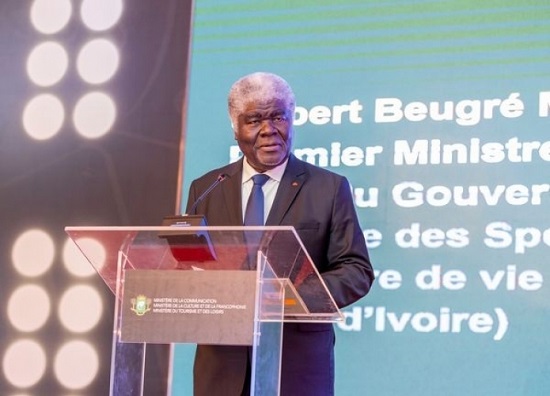 Le Premier ministre lance le projet de 300 logements en faveur des acteurs des médias de Côte d’Ivoire