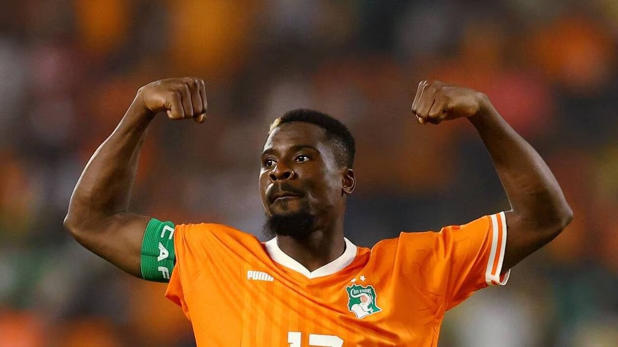 Serge Aurier s'engage avec le Persepolis FC en Iran