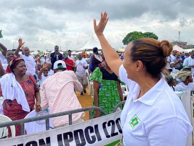 législatives à cocody : yasmina ouégnin renonce à un quatrième mandat, mais reste engagée en politique