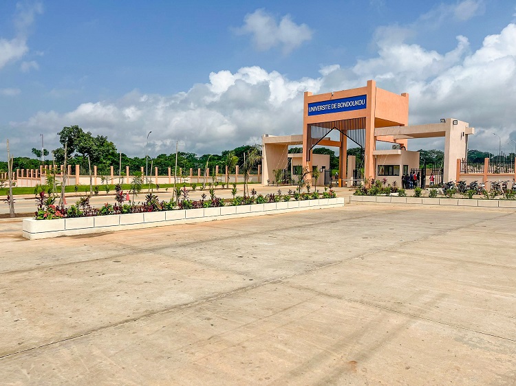 L’Université de Bondoukou ouvre le débat sur le rôle stratégique des Sciences humaines et sociales dans le développement