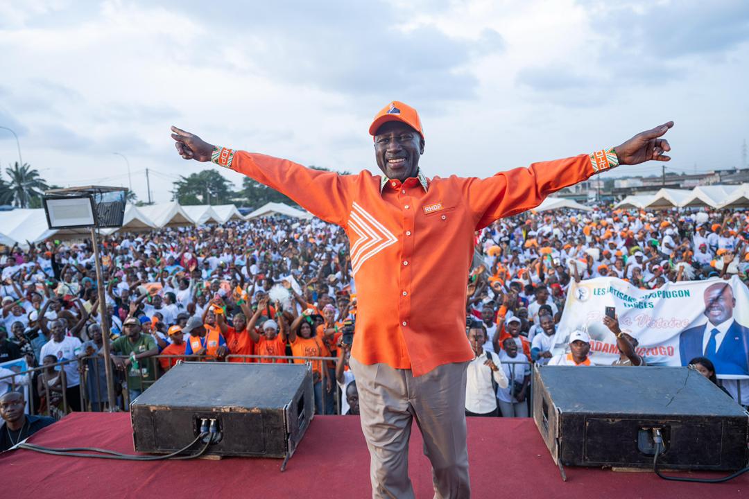 yopougon : le concert de remerciement au président ouattara se transforme en lancement des législatives