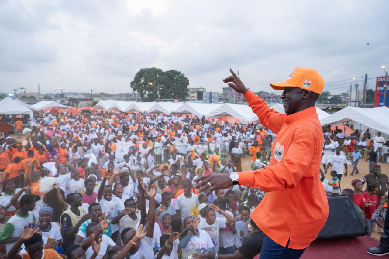 Législatives À Yopougon : Adama Bictogo clôture sa campagne dans une ambiance festive