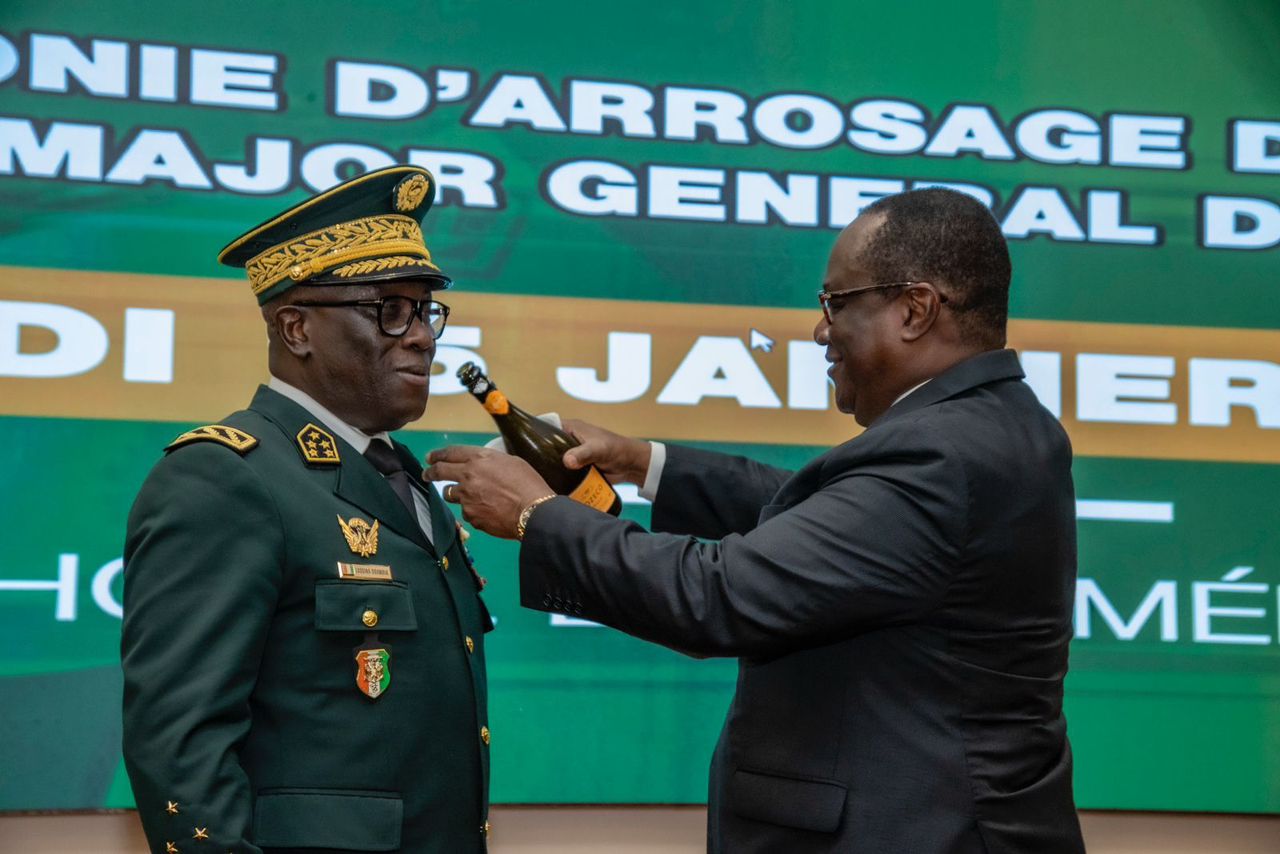 armée ivoirienne : 1 041 promotions actées lors de l’arrosage de galons