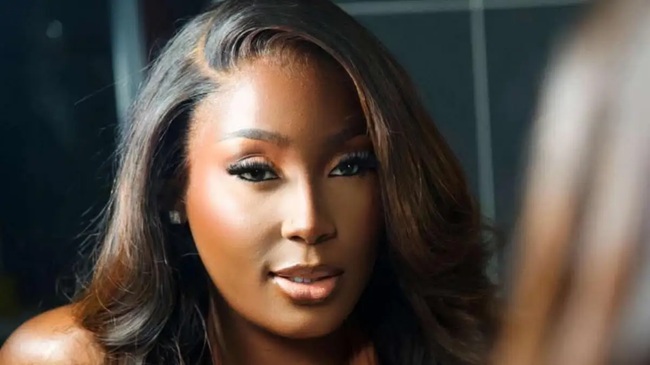 Conduite sans permis : l’influenceuse Maabio convoquée ce jeudi à la Préfecture de police d’Abidjan