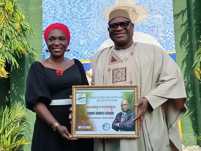Littérature : Touré Ahmed Bouah fait membre d’honneur des écrivains de Côte d’Ivoire