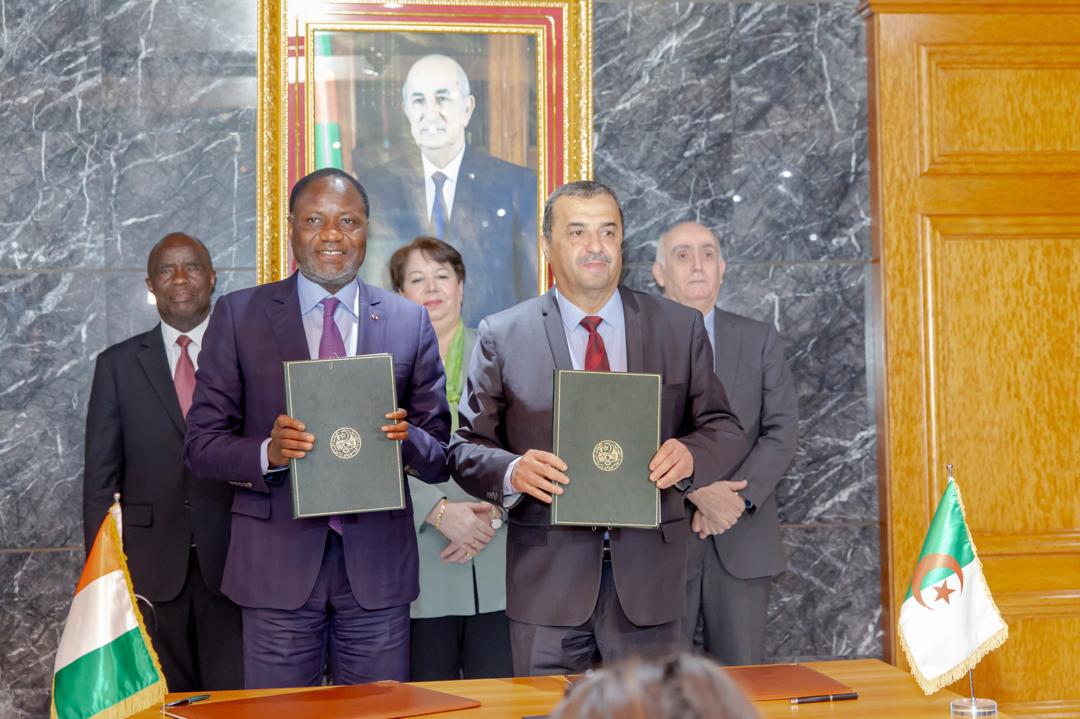 Visite en Algérie : Mamadou Sangafowa-Coulibaly scelle un partenariat stratégique dans les secteurs extractif et énergétique