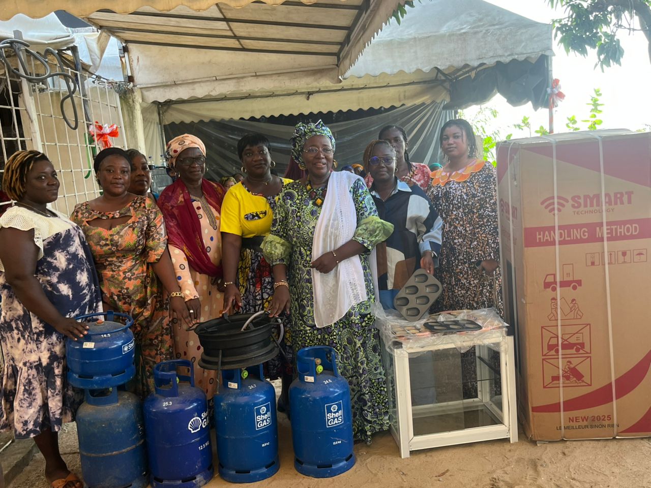 Koumassi : l’ONG Kima pour elles et eux offre des dons à plus de 100 bénéficiaires