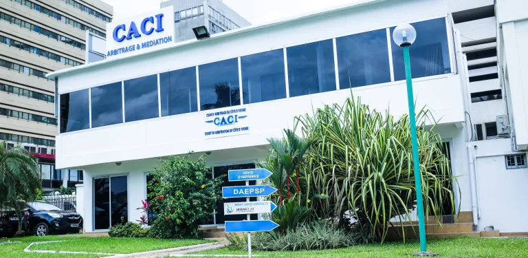 Règlement des litiges commerciaux : la Cour d’Arbitrage de Côte d’Ivoire ouvre ses portes au public à Abidjan
