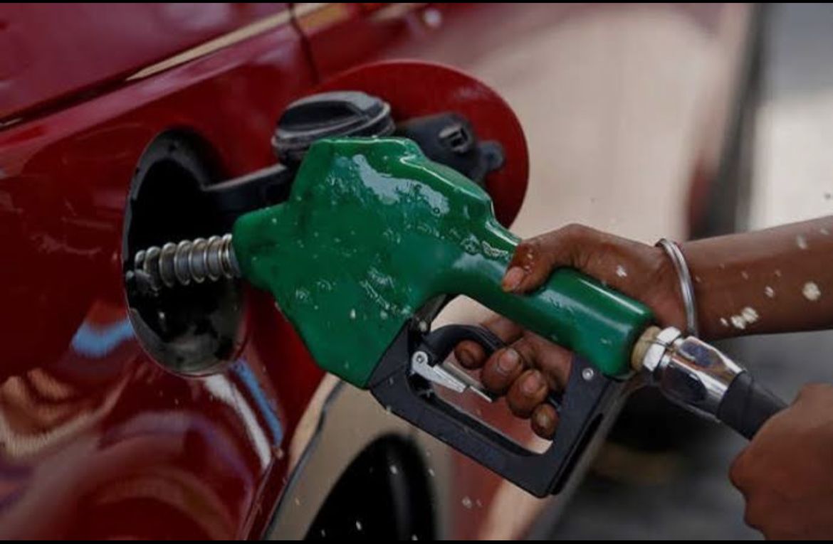 Hausse des prix du carburant : la Côte d’Ivoire rattrapée par les tensions internationales