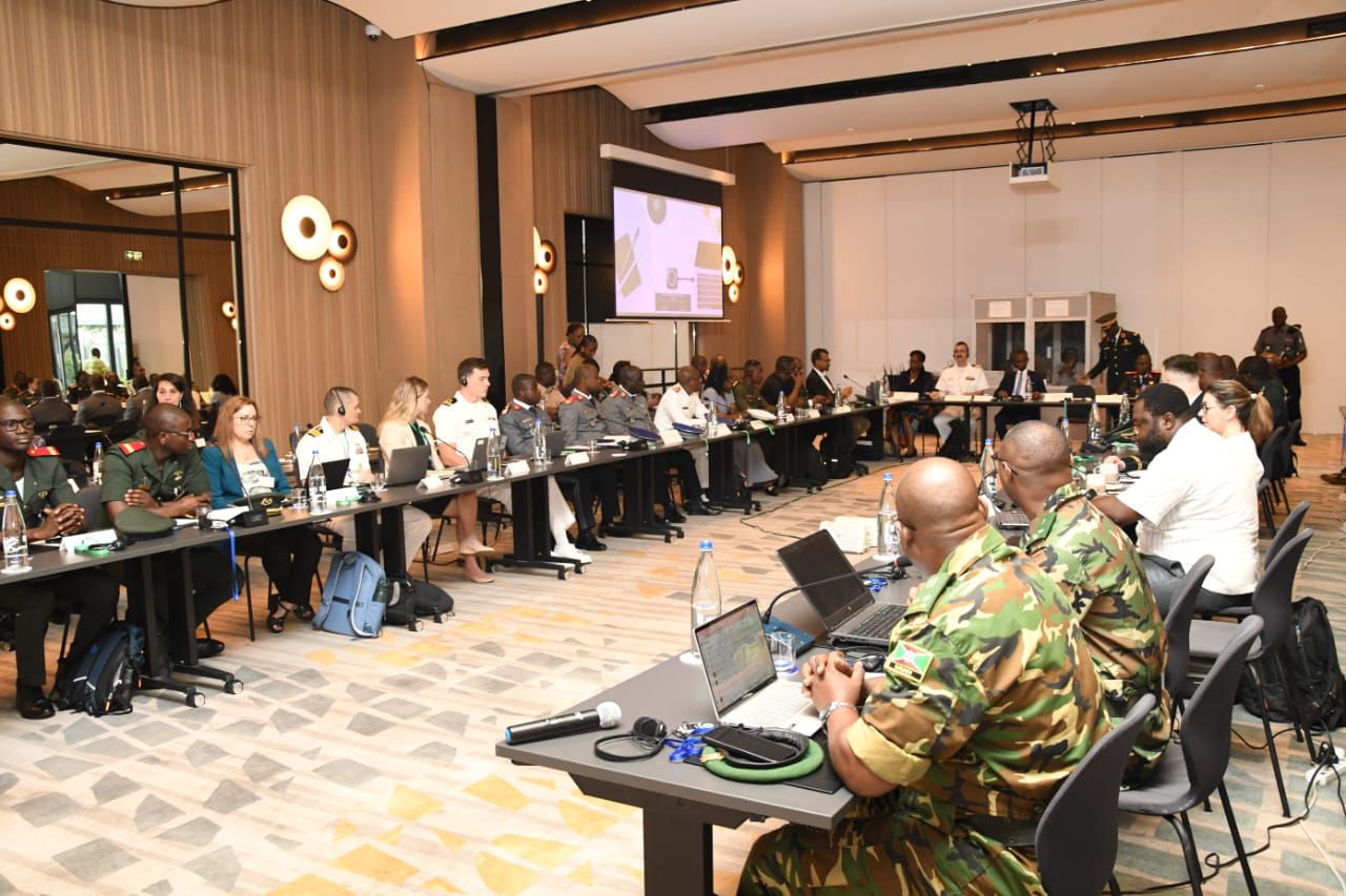 LUTTE CONTRE LE PALUDISME : CIVILS ET MILITAIRES UNISSENT LEURS FORCES À ABIDJAN