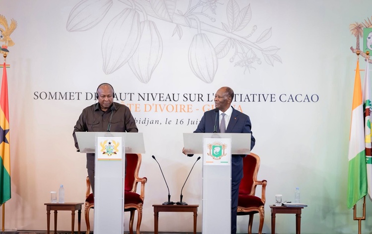 Cacao : Alassane Ouattara et John Mahama réaffirment leur engagement pour une économie cacaoyère juste, prospère et durable