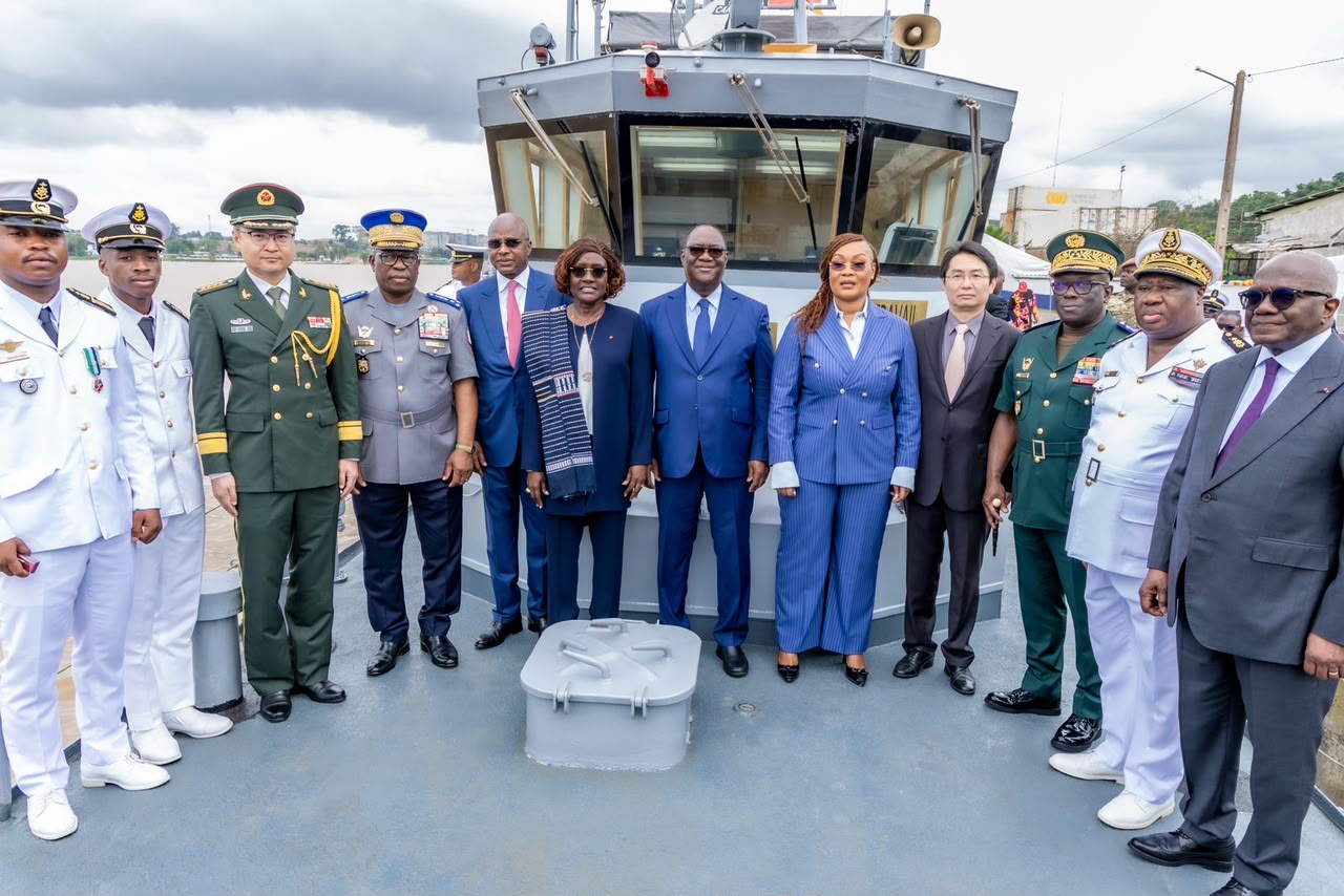 Défense maritime : la Côte d’Ivoire muscle sa flotte avec deux nouveaux patrouilleurs offerts par la Chine