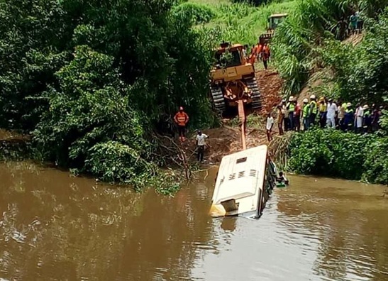 Touba : Quatorze morts et 40 blessés après la chute d'un car dans le fleuve Bafing