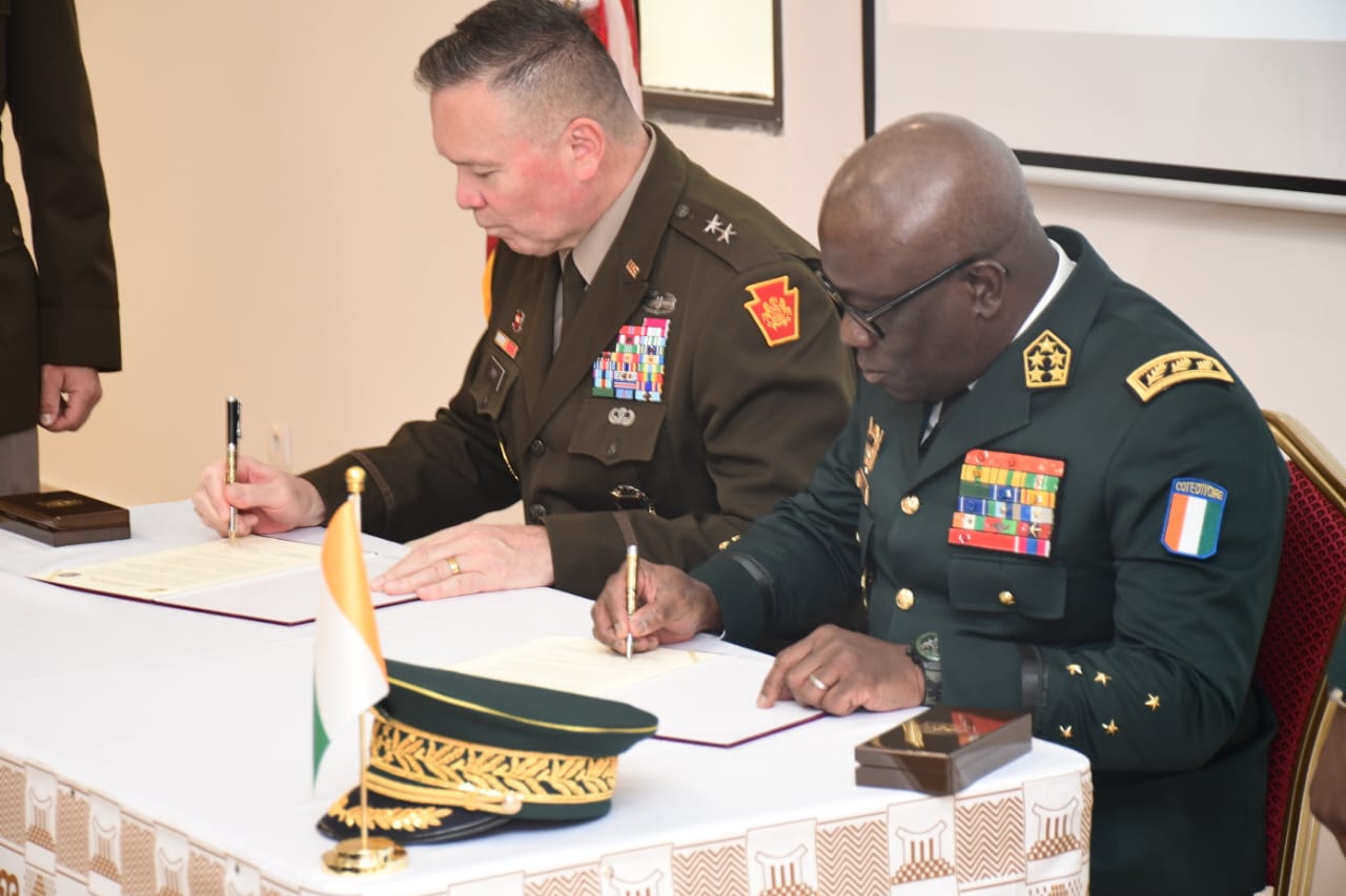 Coopération militaire : la Côte d’Ivoire et les États-Unis renforcent leur partenariat de défense