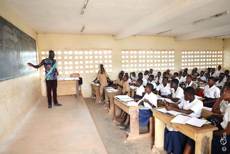 Éducation : le ministère interdit aux enseignants de faire payer des cours de renforcement aux parents d’élèves