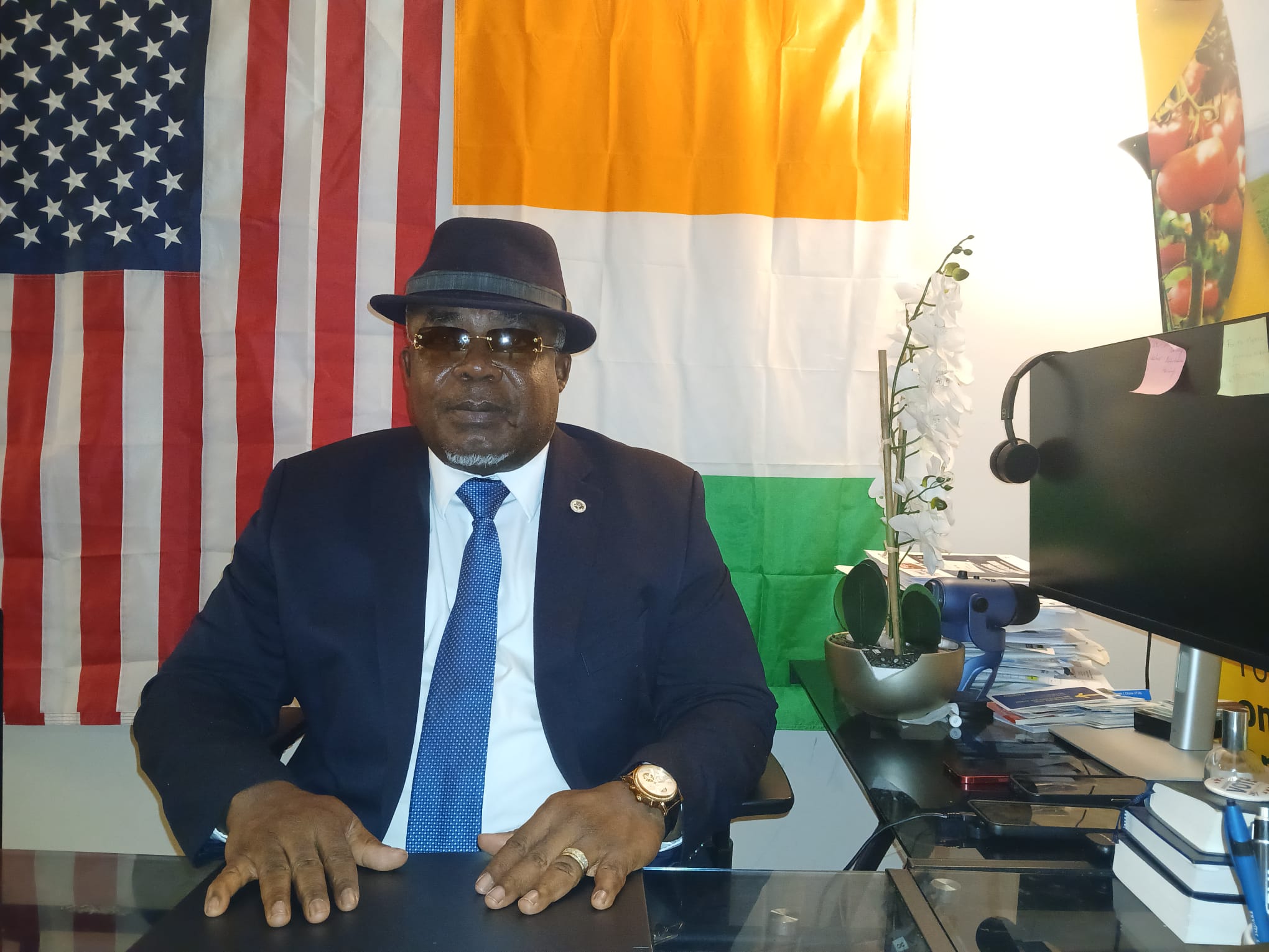 Côte d’Ivoire : Diby Bertrand Ako rend hommage à Émile Constant Bombet, ancien ministre d’État