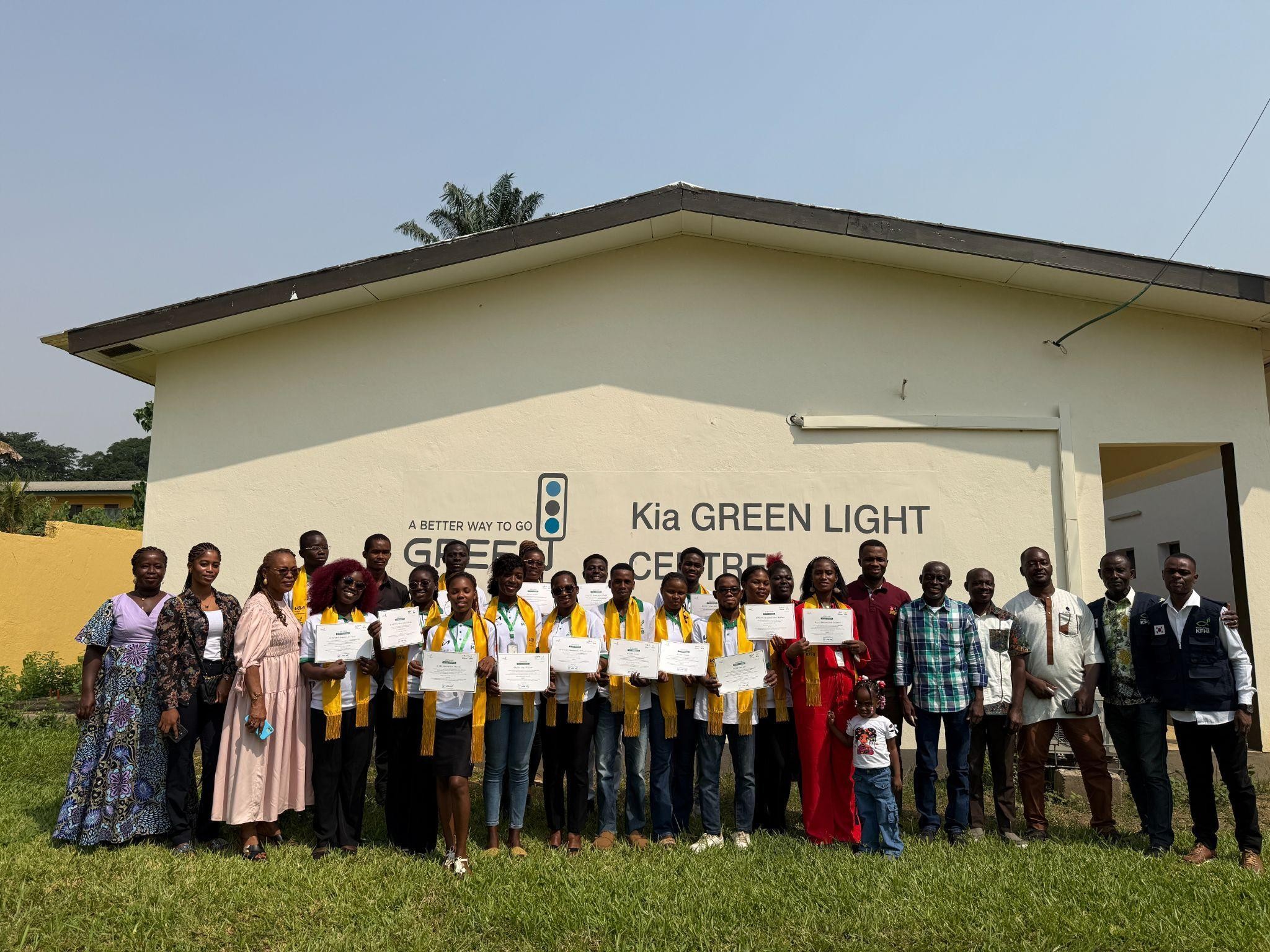 Du renforcement des compétences à l’autonomie professionnelle : bénéficiaires du GREEN LIGHT PROJECT (GLP) témoignent de l’impact de la formation