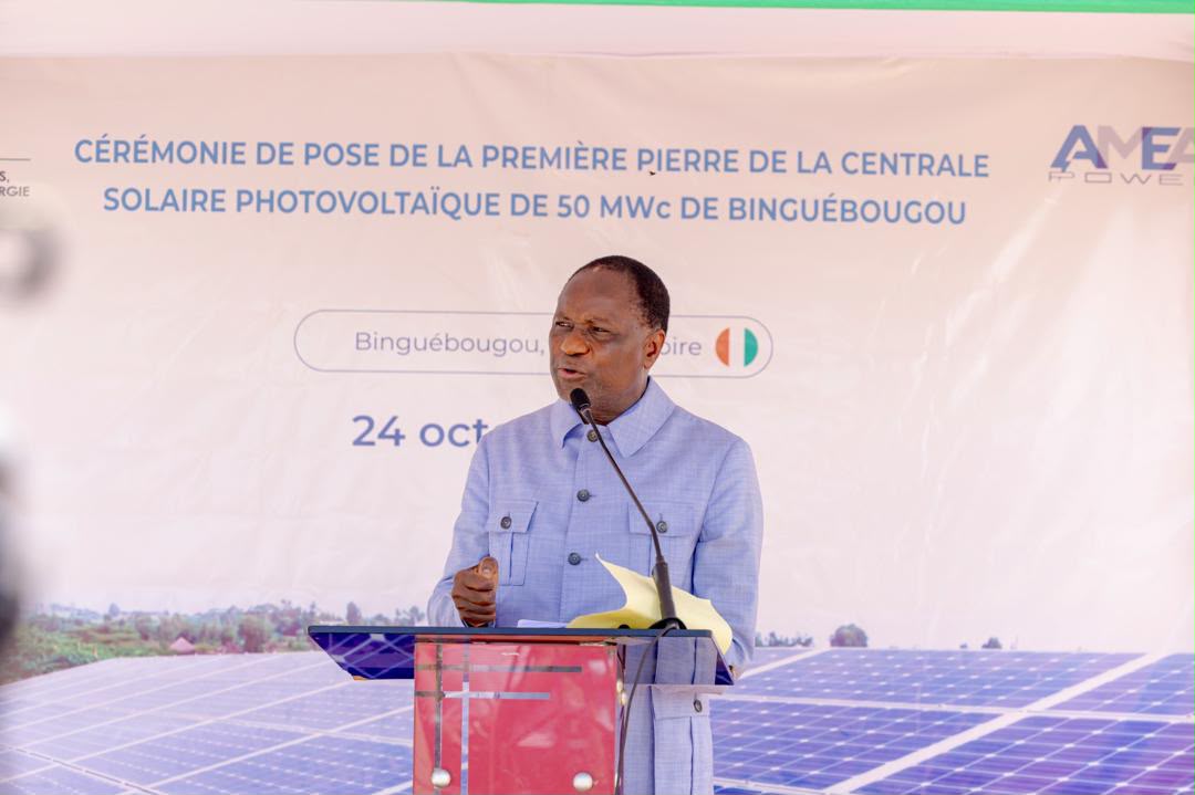 Énergie solaire : Sangafowa-Coulibaly achève sa tournée à Binguébougou